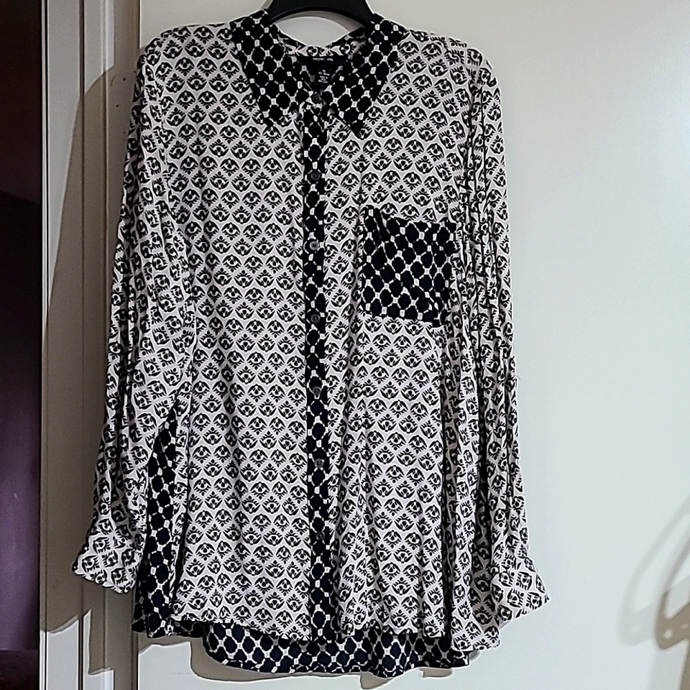 Style & Co. XL Black & Cream Print Long Sleeved Button Down Shirt